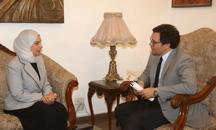 وزير الثقافة يلتقي سفيرة البحرين لدى القاهرة لبحث التعاون المشترك تعرف على التالي وزير الثقافة يلتقي سفيرة البحرين لدى القاهرة لبحث التعاون المشترك،