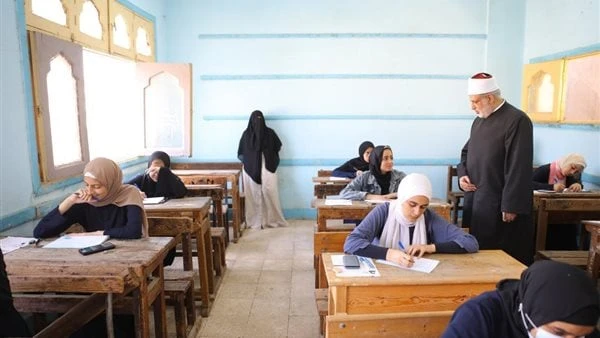 خطوات التقديم بشعبة القراءات وعلومها لطالبات الأزهرقررت جامعة الأزهر فتح باب التسجيل للإلتحاق بشعبة القراءات وعلومها للطالبات بكلية الدراسات