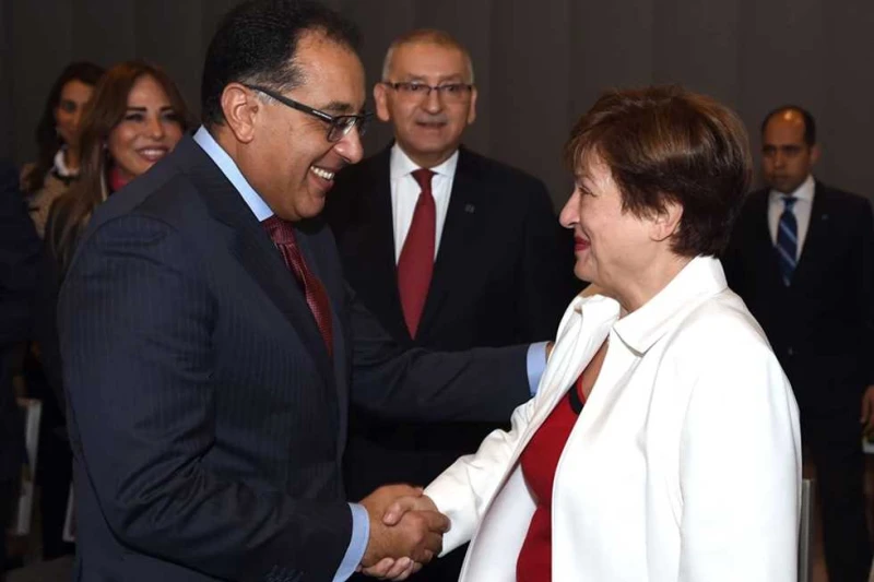 صندوق النقد يصدر بيانا بشأن الاقتصاد المصري.. كيف يرى التضخم وسعر الصرف؟ أشاد صندوق النقد الدولي في تقرير صادر اليوم الإثنين بجهود مصر في مجال الإصلاحات الاقتصادية والتي أسهمت في ت