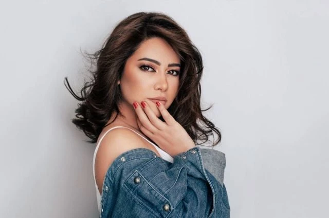 روتانا تحذف رابع أغنيات شيرين عبد الوهاب افاق عربية - حذفت شركة روتانا للصوتيات والمرئيات الأغنية الرابعة للفنانة المصرية شيرين عبد الوهاب، بعد أقل