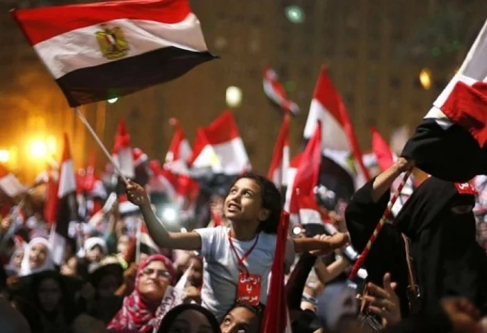 إطلاق مبادرة سفراء التنمية البشرية و3000 سفير في 24 ساعة فقط أطلقت الدولة المشروع القومي للتنمية البشرية تحت شعار بداية جديدة لبناء الإنسان، بناء على تكليفات من الرئيس عبد الفتاح ا