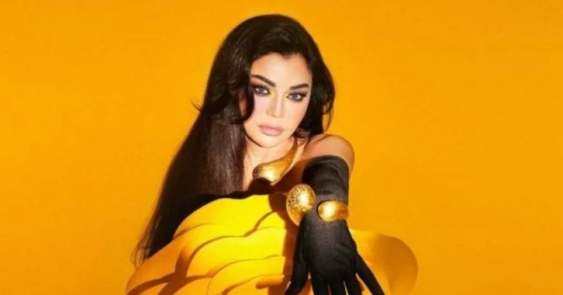 بالفيديو - الجمهور المصري يتدافع بقوة حول هيفا وهبي للحصول على صورة معها تعرف على التالي بالفيديو - الجمهور المصري يتدافع بقوة حول هيفا وهبي للحصول