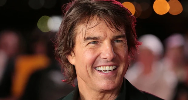 هذا سر رشاقة توم كروز وحيويته.. في سن ال62 تعرف على التالي هذا سر رشاقة توم كروز وحيويته.. في سن ال62، متابعة بتجرد رغم بلوغ النجم الأميركي، توم كروز، عامه الثاني والستين، إلا أنه