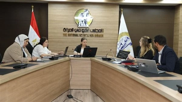 قومي المرأة يجتمع مع الوكالة الفرنسية للتنمية الدولية لمتابعة مشروع إعادة تأهيل ترام الرمل عقد المجلس القومي للمرأة اجتماعا مع ممثلي الوكالة الفرنسية للتنمية الدولية ووزارة التعاون