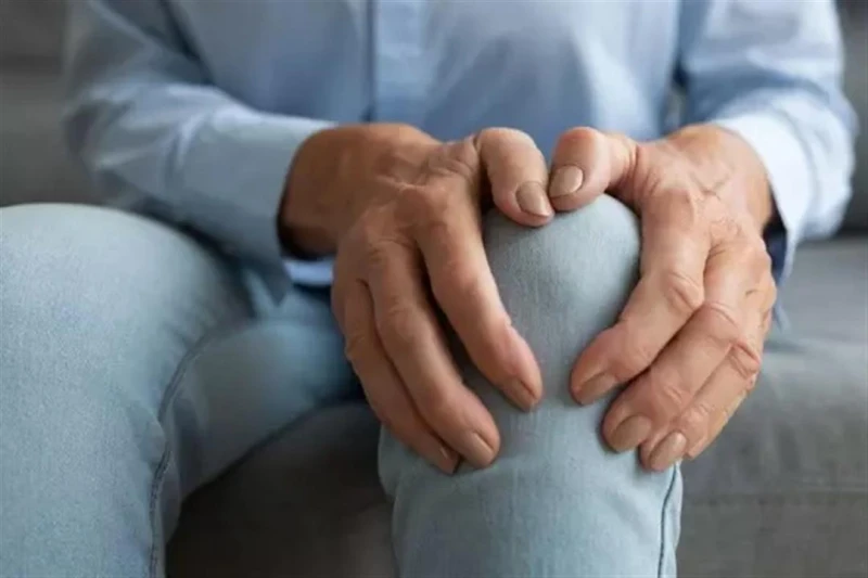 متى تتحول طقطقة المفاصل إلى إنذار مبكر لتآكل الغضروف؟ لايف ستايل لايف ستايل، متى تتحول طقطقة المفاصل إلى إنذار مبكر لتآكل الغضروف؟،04 00 ص السبت 24