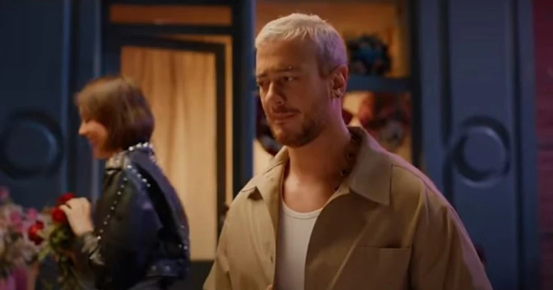 بعد فستانه المثير للجدل.. سعد لمجرد يتزين بعقد وحلق من اللؤلؤ تعرف على التالي بعد فستانه المثير للجدل.. سعد لمجرد يتزين بعقد وحلق من اللؤلؤ، شارك