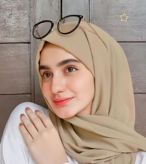 رواية بريق الذكري كاملة جميع الفصول هاى ملك ازيك ملك بتوتر: ازيك يامنه هو ماما وبابا جوا صح. منه: اه اتفضلى. ملك دخلت شافت باباهاا قاعد مع محمد ابو مصطفى. ملك وابتسمت: السلام عليكم