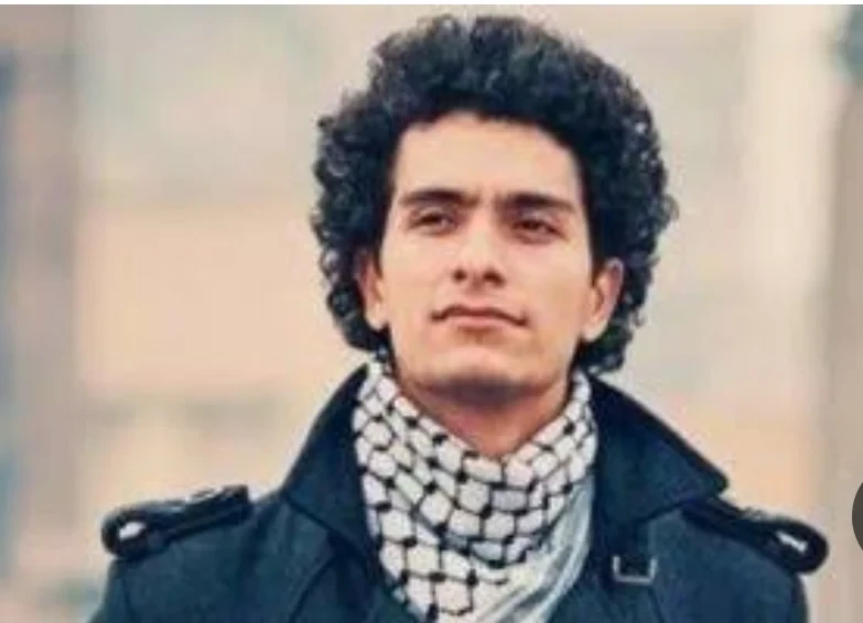 وفاة شقيق المغني محمد محسن : البقاء للهتوفي شقيق المغني المصري محمد محسن، ويشيع جثمانه من مسقط رأسه في أوسيم شمال محافظة الجيزة وسط البلاد.وكتب محمد