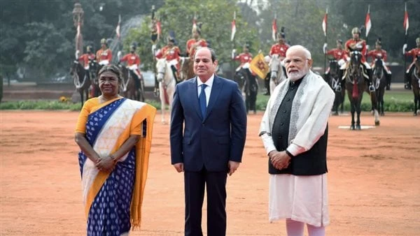 سفير الهند: زيارة السيسي إلى نيودلهي ومودي للقاهرة أحيت العصر الذهبي للعلاقات بين البلدينأكد سفير الهند بالقاهرة أجيت جوبتيه أن زيارة الرئيس عبد