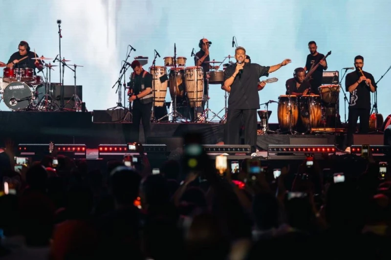 محمد حماقي .. وليلة مختلفة في العاصمة الرياض منوعات منوعات، محمد حماقي وليلة مختلفة في العاصمة الرياض،عائشه العامودي 8211 8220الجزيرة أونلاين 8221