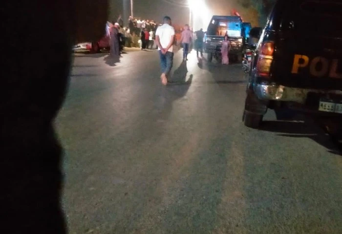 تفاصيل تصادم 6 سيارات فى حادث طريق الفيوم الصحراوي حادث طريق الفيوم الصحراوي، لقي 7 أشخاص مصرعهم وأصيب 9 أخرين إثر وقوع حادث تصادم بطريق الفيوم