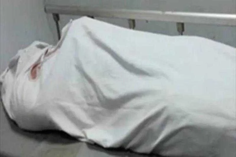 ..يقتل زوجته ويعيش مع جثتها على السرير 15 يوما.. ورائحة كريهة تفضحه..تفاصيل تتابع الان تفاصيل ما ورد عن يقتل زوجته ويعيش مع جثتها على السرير 15