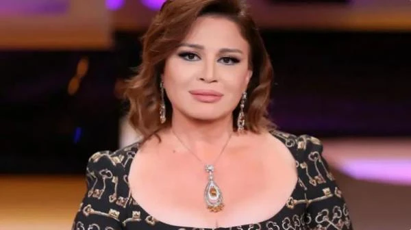 إلهام شاهين تحسم جدل تصريحها عن الصلاة افاق عربية - تعرضت الفنانة إلهام شاهين خلال الأيام الماضية لموجة من الانتقادات بسبب تصريحاتها الأخيرة حول