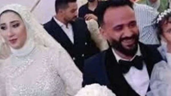 بيعمل مقالب من سنتين في عيلته.. أول تعليق من والدة عريس الدقهلية صاحب الاختطاف المزيف (خاص) أكدت والدة العريس صاحب واقعة الاختطاف في حفل زفاف الدقهلية، الذي ادعى تعرضه للخطف عقب حف