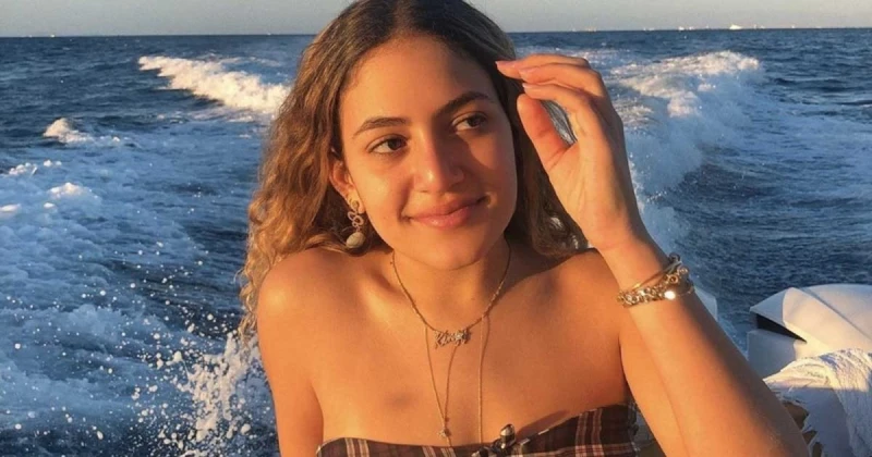 الفن و المشاهير: بفستان أبيض شفاف.. كنزي عمرو دياب تستمتع بوقت صيفي مع الأصدقاء شاهد المقال التالي من صحافة لبنان عن بفستان أبيض شفاف كنزي عمرو دياب