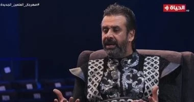 فن: كريم عبد العزيز: أنا أهلاوي بجنون حتى النخاع ولعبت في ناشئي الفريق 4 سنين اقرأ في أفاق عربية كريم عبد العزيز أنا أهلاوي بجنون حتى النخاع ولعبت في