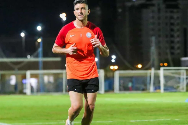 منتشيا بالفوز على المصرى.. سموحة يستأنف تدريباته استعدادا للأهلي عاد الفريق الكروى الأول في نادى سموحة الرياضى، تحت قيادة الكابتن أحمد سامى، المدير