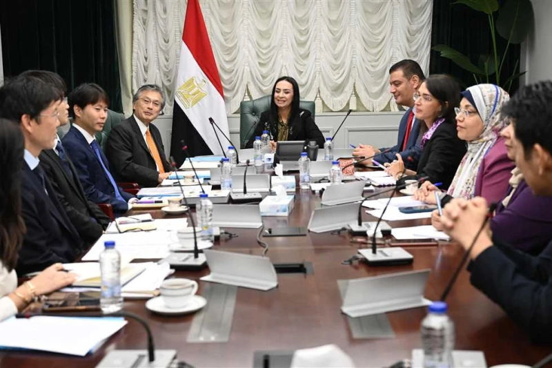 وزيرة التضامن تستقبل سفير اليابان ووفد جايكا لبحث سبل تعزيز التعاون المشترك استقبلت الدكتورة مايا مرسي، وزيرة التضامن الاجتماعي، بمقر الوزارة