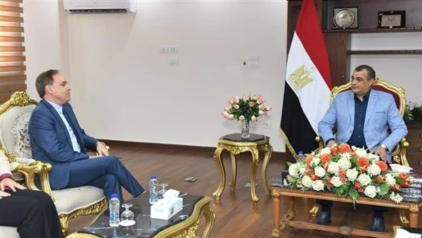 وزير الإنتاج الحربي يبحث مع شركة أمريكية تصنيع المعدات الطبية في مصراستقبل المهندس محمد صلاح الدين مصطفى وزير الدولة للإنتاج الحربي، الدكتور رئيس