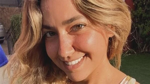 شاهد.. آخر ظهور لهند عبدالحليمشاركت الفنانة هند عبدالحليم، جمهورها، بصورة، في أحدث ظهور لها عبر صفحتها الشخصية على موقع الصور والفيديوهات القصيرة