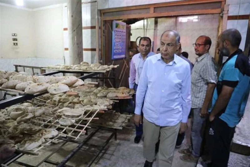 ضبط 125 مخالفة خلال حملات تموينية في المنيا أكد اللواء عماد كدواني محافظ المنيا، على ضرورة تشديد الرقابة على الأسواق لضبط الأسعار وضمان توافر السلع