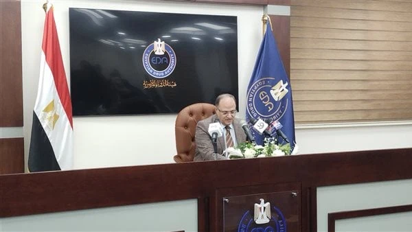 انخفاض أسعار الأدوية.. رئيس الهيئة يعلن قائمة الشركات والأصناف قريباقال الدكتور علي الغمراوي رئيس هيئة الدواء المصرية ، إن تخفيض أسعار الأدوية