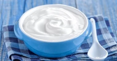 لماذا يجب أن يكون الزبادي اليوناني وجبتك الخفيفة فى الدايت؟ صحة وطب صحة وطب، لماذا يجب أن يكون الزبادي اليوناني وجبتك الخفيفة فى الدايت؟،إنقاص الوزن هو هدف لكثير من الأشخاص الذين ي