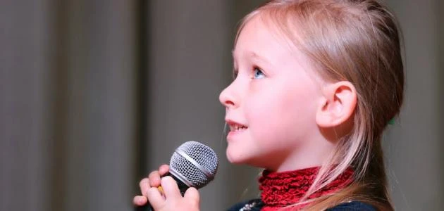 حكمة اليوم قصيرة للمدرسة عن العلم.. من أجمل الحكم القصيرة؟العلم والجهل ظلام، فلا قيمة للإنسان بدون علم فالعلم هو الذي يزيد من قيمة عقل الإنسان ومن