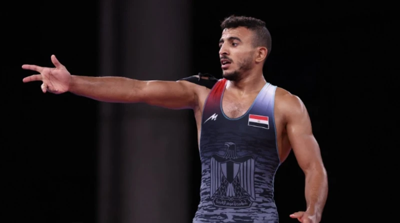 أول تعليق لوالدة كيشو: هيجيب حقه لما يرجع قالت والدة لاعب منتخب مصر للمصارعة، محمد إبراهيم كيشو، إن واقعة اتهام ابنها بالتحرش بفتاة خلال أولمبياد باريس شائعات مغرضة الهدف منها تشوي