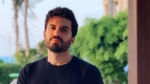 مش مصدق.. إسلام جمال ناعيا المنتج فتحي إسماعيل صورةأنا لسه مش مصدق.. بهذه الكلمات عبر الفنان إسلام جمال عن حزنه وصدمته لوفاة المنتج فتحي إسماعيل بعد