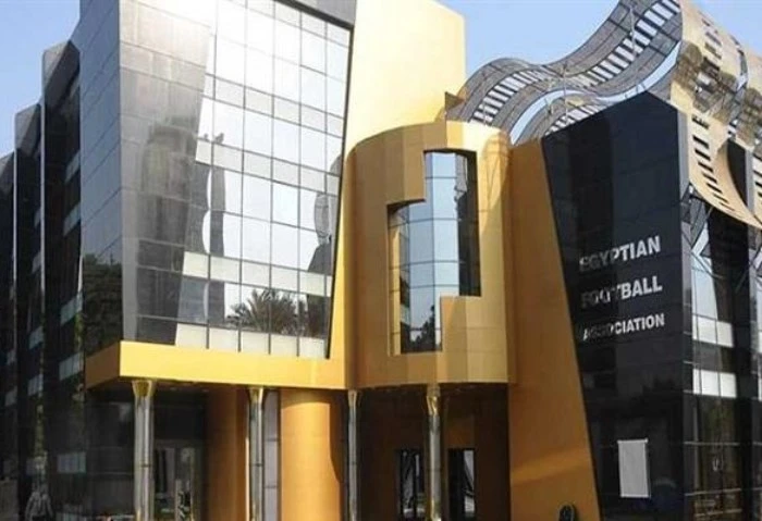 اليوم فتح باب القيد لأندية الدوري الممتاز، اعرف الشروط يفتح الاتحاد المصري لكرة القدم، اليوم السبت، باب القيد لأندية الدوري الممتاز ال18، استعدادا