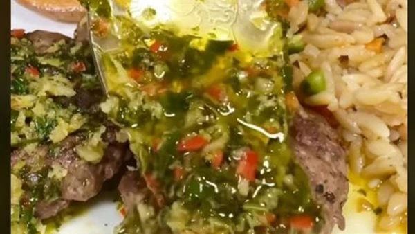 طريقة عمل لسان العصفور مع الكفتة جديدة و غير تقليدية لسان العصفور مع الكفتة من الأطباق الرئيسية التي لا يعرفها الكثير من الأشخاص ولكن على الرغم من ذلك يمكنك تقديمها لأفراد أسرتك في