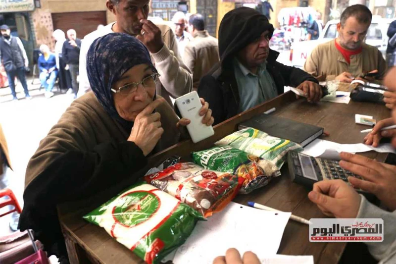 التموين تعلن المستندات المطلوبة لمنع وقف بطاقات التموين نهاية أغسطس الجاري تستعرض أفاق عربية في السطور التالية الإجراءات والأوراق المطلوبة لعدم وقف