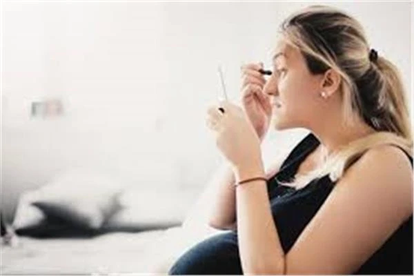 مادة كيميائية في مستحضرات التجميل.. دراسة تحذر من زيادة احتمالات الولادة المبكرة متفرقات متفرقات، مادة كيميائية في مستحضرات التجميل دراسة تحذر من