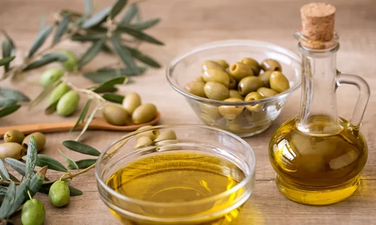 دراسة: زيت الزيتون يسبب مشاكل صحية لهذه الفئة من الناس صحة شاهد المقال التالي من صحافة مصر عن دراسة زيت الزيتون يسبب مشاكل صحية لهذه الفئة من الناس،
