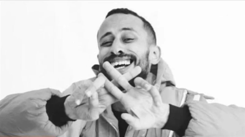 رحلات الاعتزال والعودة .. البعد عن الغناء لأسباب دينية شهدت الفترة الأخيرة اعتزال العديد من المطربين الغناء وابتعادهم عن الفن، في حين تحول بعضهم إلى