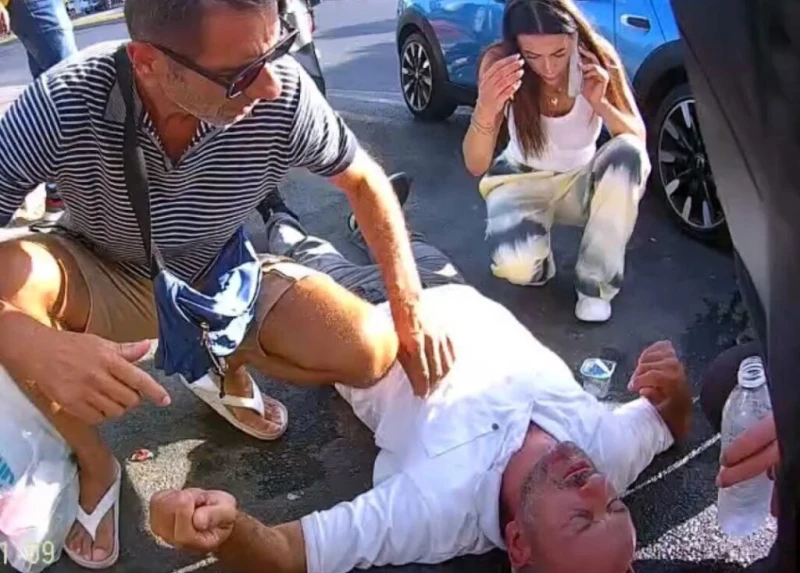 بتاريخ الإثنين 26 أغسطس 2024تعرض سائق دراجة سكوتر لحادث اصطدام بسيارة كانت تستدير عند تقاطع على طريق فيروزكوي بولفاري في اسطنبول. السائق، الذي لم يعرف اسمه بعد، أصيب بجروح طفيفة جر