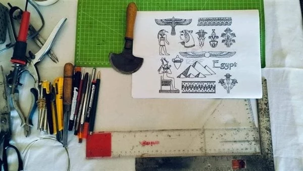 متحف تل بسطا في الزقازيق ينظم ورشة عمل ل الأشغال الجلدية نظم القسم التعليمي بمتحف تل بسطا ورشة عمل أشغال جلدية، بالتعاون مع الدكتورة رينيه صبحي، من مركز المبدعين إدارة غرب الزقازيق