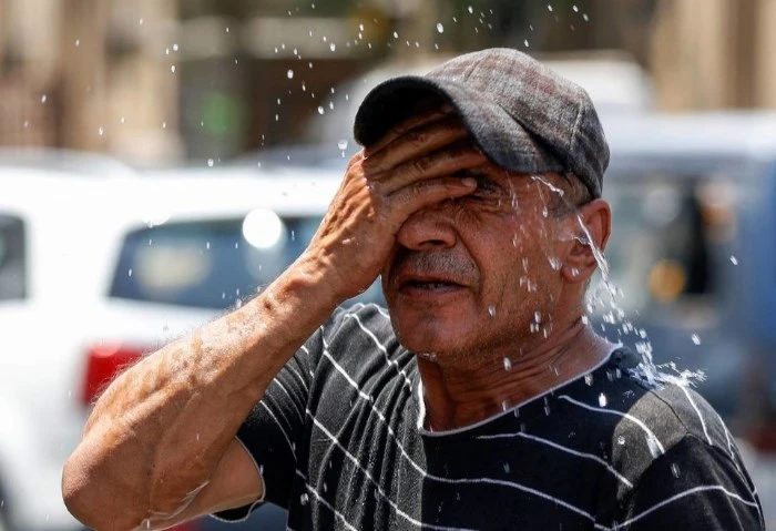 أمطار رعدية على الوادي الجديد، طقس شديد الحرارة اليوم الإثنين كشفت هيئة الأرصاد الجوية، عن طقس اليوم، ومن المقرر أن يسود اليوم الإثنين طقس شديد