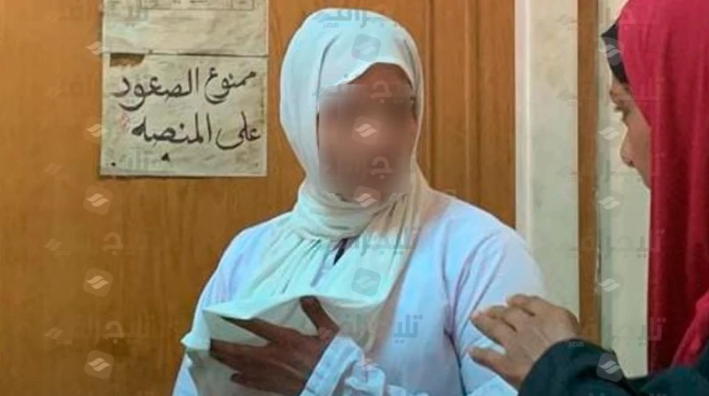 أول ظهور لها.. انهيار وبكاء أم شهد جلابة ضحايا سفاح التجمع رصدت عدسة افاق عربية أول صور لأم شهد التي كانت تجلب الفتيات ضحايا الشاب كريم.س المعروف