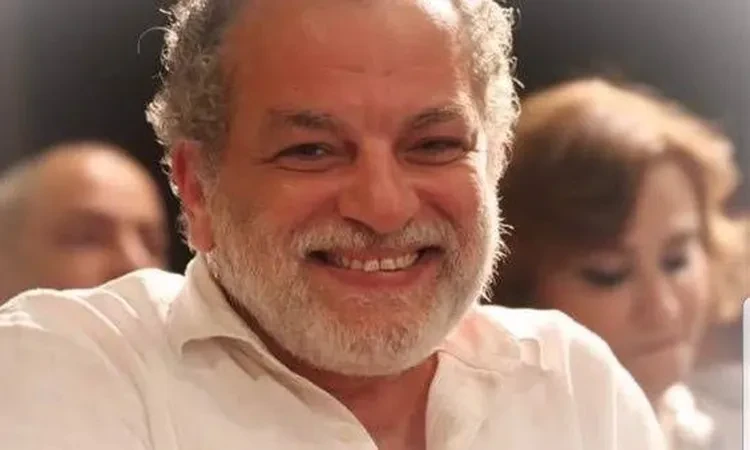 فن: المخرج أشرف فايق يكتب وصيته على الفيس بوك اقرأ في أفاق عربية المخرج أشرف فايق يكتب وصيته على الفيس بوك، وجه المخرج أشرف فايق، رسالة حزينة في هيئة