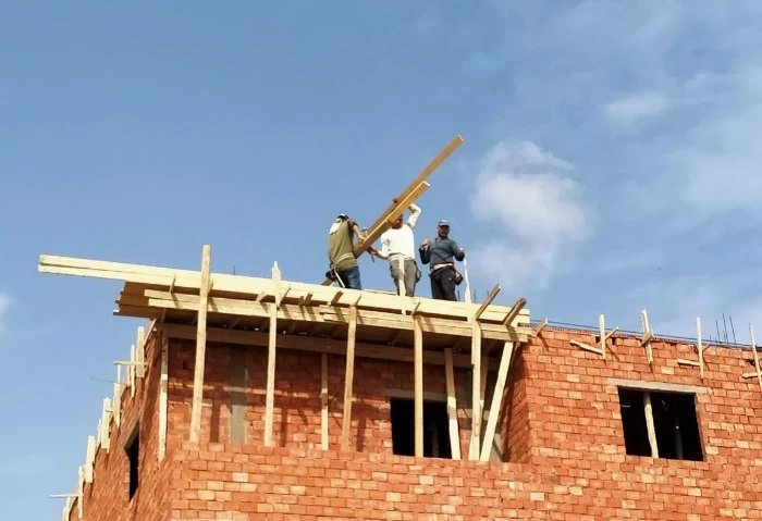 في 26 يوما فقط، التنمية المحلية تختصر إجراءات استخراج رخصة البناء ل 8 خطوات أعلنت الدكتورة منال عوض وزيرة التنمية المحلية، عن اختصار إجراءات استخراج