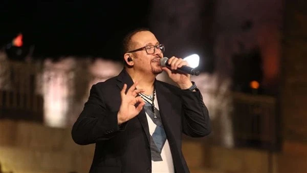 اليوم.. حفل هشام عباس بمهرجان القلعة على قناة الحياةتنقل شبكة تلفزيون الحياة، مساء اليوم الخميس في تمام الثانية عشر منتصف الليل، حفل الفنان هشام