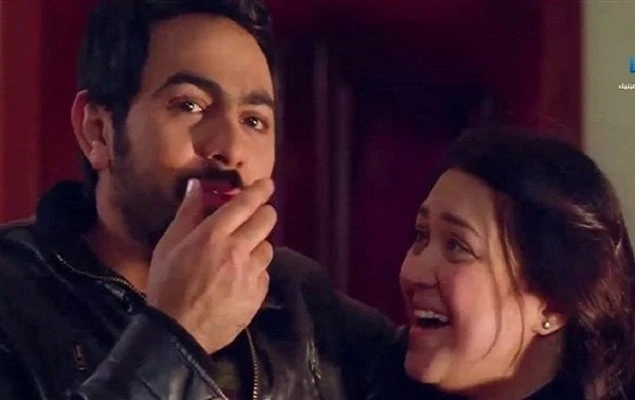 مروة عبد المنعم ل تامر حسني: بحبك بس زعلانة منك (فيديو) مروة عبد المنعم وتامر حسنيافاق عربيةحلت الفنانة مروة عبد المنعم، ضيفة مع الإعلامي هيثم بسام،