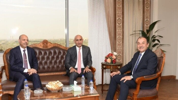 وزير قطاع الأعمال العام يبحث مع وزيري التعليم والعمل عددا من الملفات اجتماع وزراء التعليم والعمل وقطاع الأعمالوسام عمرواستقبل المهندس محمد شيمي، وزير