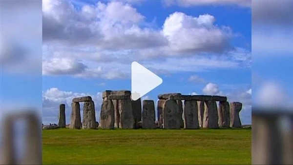 صخور رسوبية.. علماء يقومون بفك لغز حجر المذبح بإنجلتراتمكن مجموعة من العلماء بحل لغز أصل حجر المذبح الأيقوني المستخدم في بناء معلم ستونهنج، والذي لطالما اعتقد أنه مصدرة ويلز الحالي