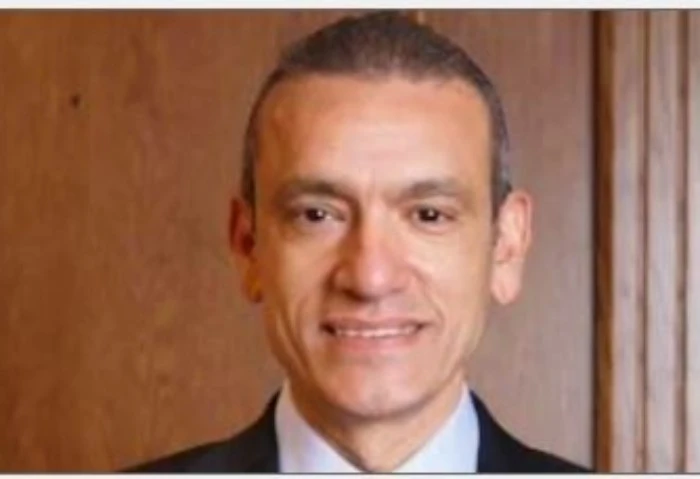 الطيار محمد عليان رئيسا لشركة مصر للطيران للخطوط الجوية أصدر المهندس يحيي زكريا رئيس مجلس الإدارة والعضو المنتدب للشركة القابضة لمصر للطيران، قرارا بتكليف الطيار محمد عليان للقيام 