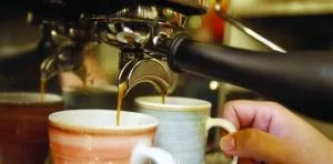 هل تسبب القهوة المنزوعة الكافيين السرطان صحة وجمال شاهد المقال التالي من صحافة الأردن عن هل تسبب القهوة المنزوعة الكافيين السرطان، وكالات