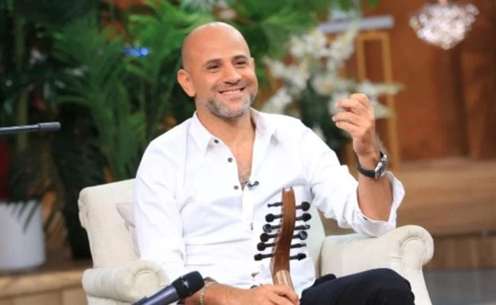 عزيزي الشافعي: شيرين عبد الوهاب مهددة بدفع 20 مليون جنيه ل روتانا لهذا السببشيرين عبد الوهاب.. علق الملحن عزيز الشافعي علىأزمة المطربة شيرين عبد