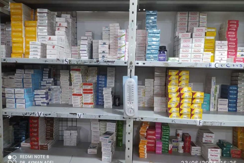 هيئة الدواء تحذر من مضاد حيوي بالأسواق.. وتكشف السبب (منشور رسمي) أصدرت هيئة الدواء المصرية، تحذيرا من تشغيلة غير مطابقة للمواصفات لأحد المضادات